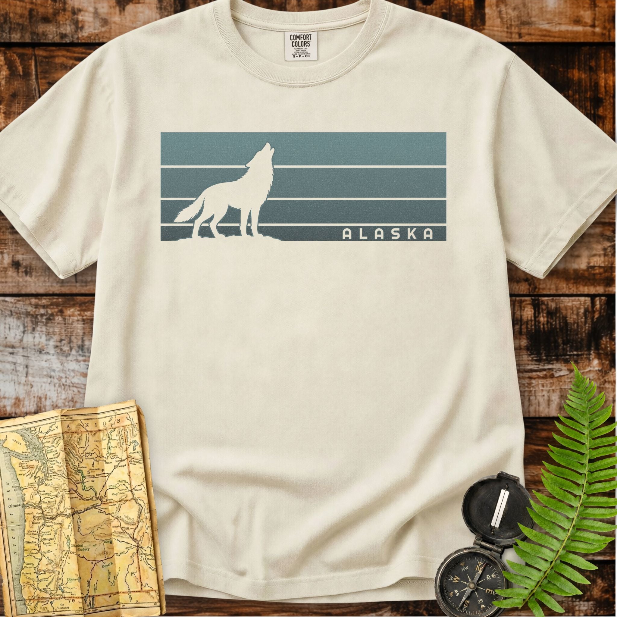 Alaska | Northwestern Gray Wolf T-Shirt