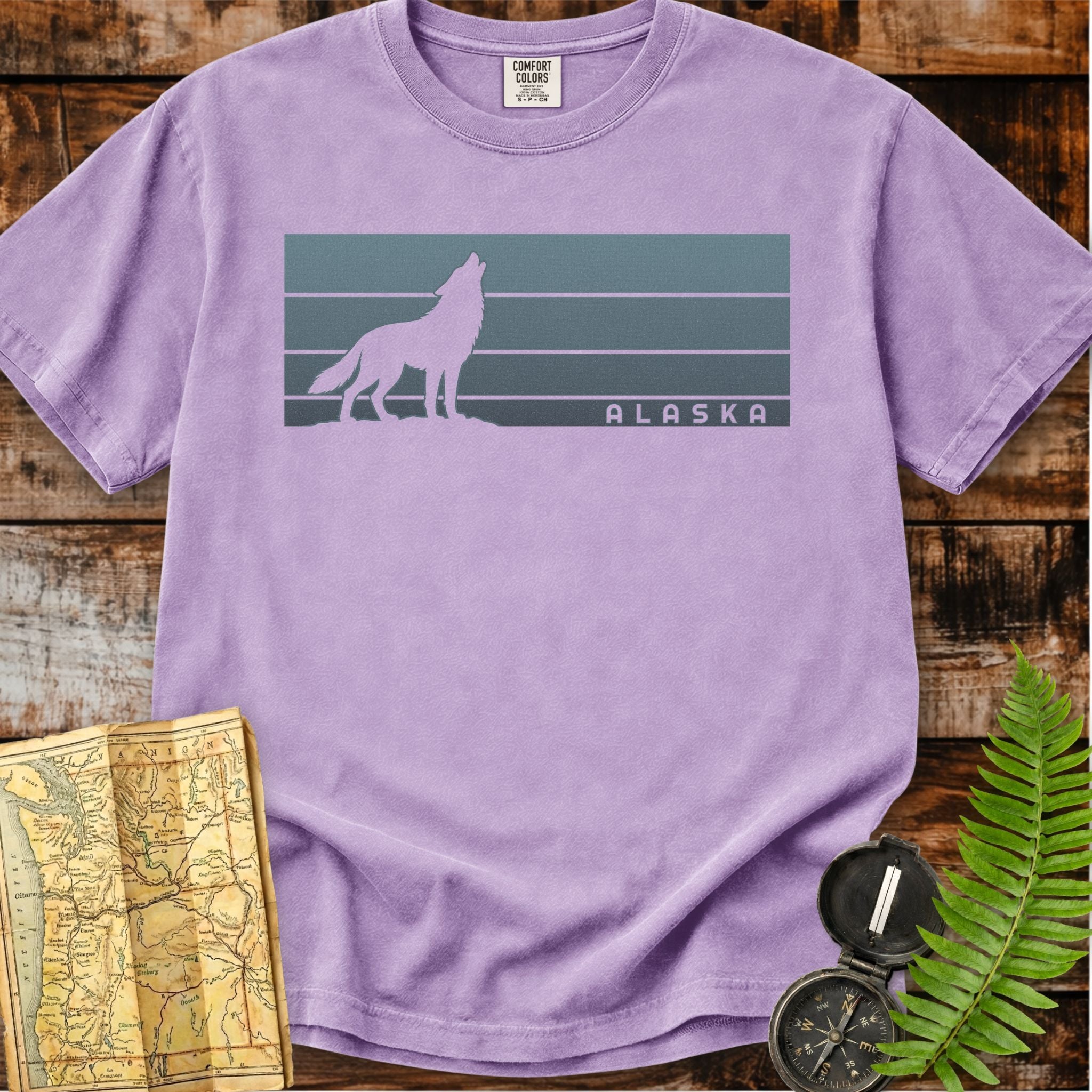 Alaska | Northwestern Gray Wolf T-Shirt
