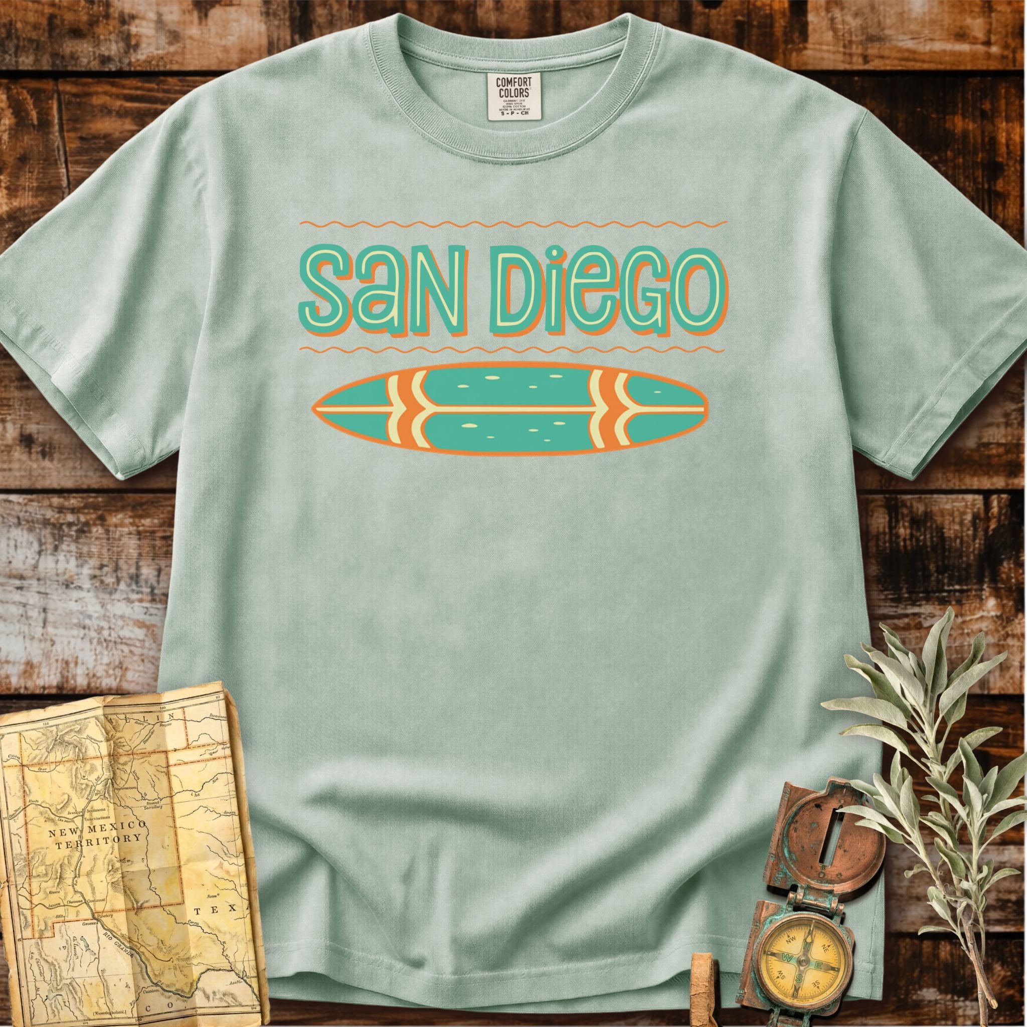 San Diego California | Tiki Surfboard T-Shirt