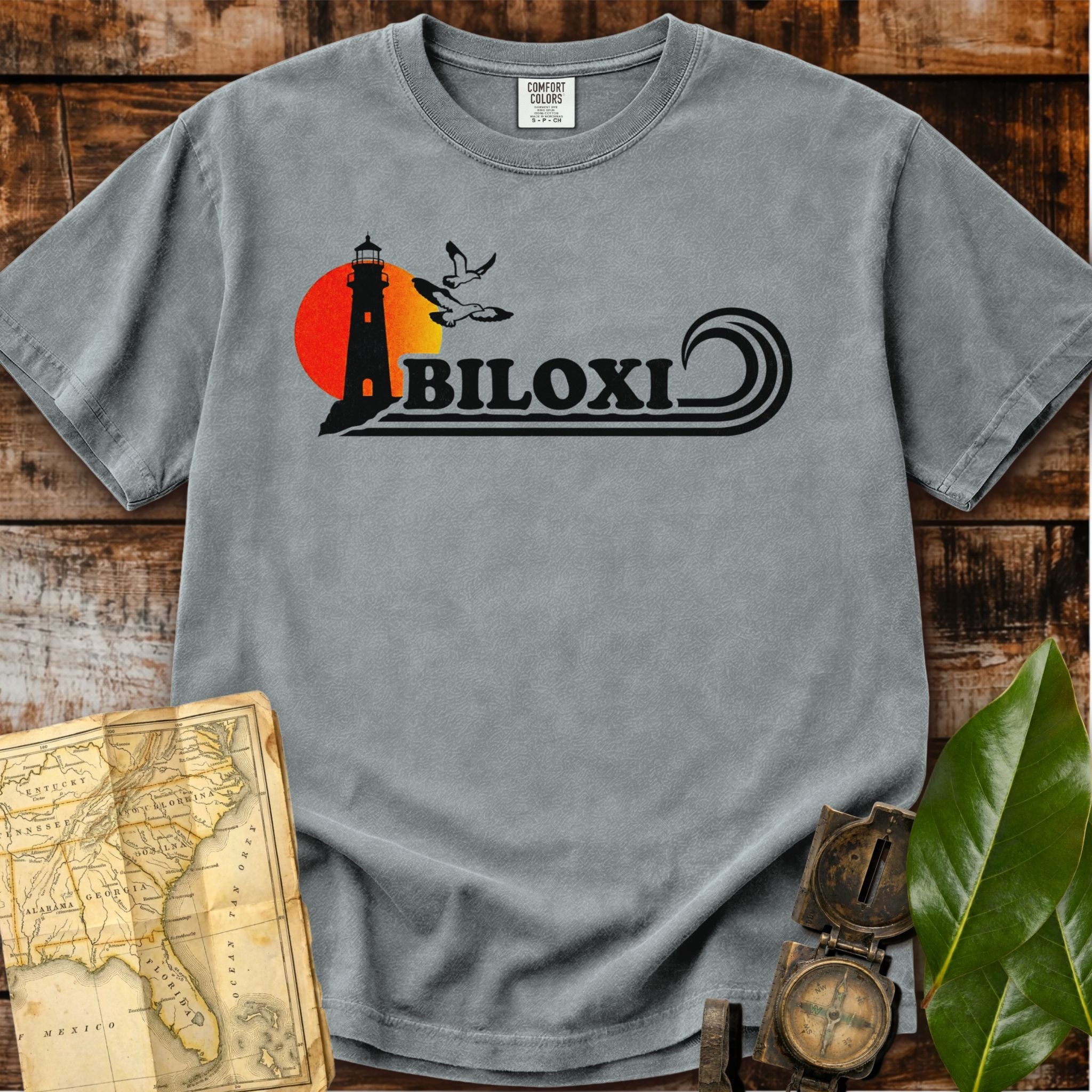 Biloxi Mississippi | Retro Lighthouse T-Shirt